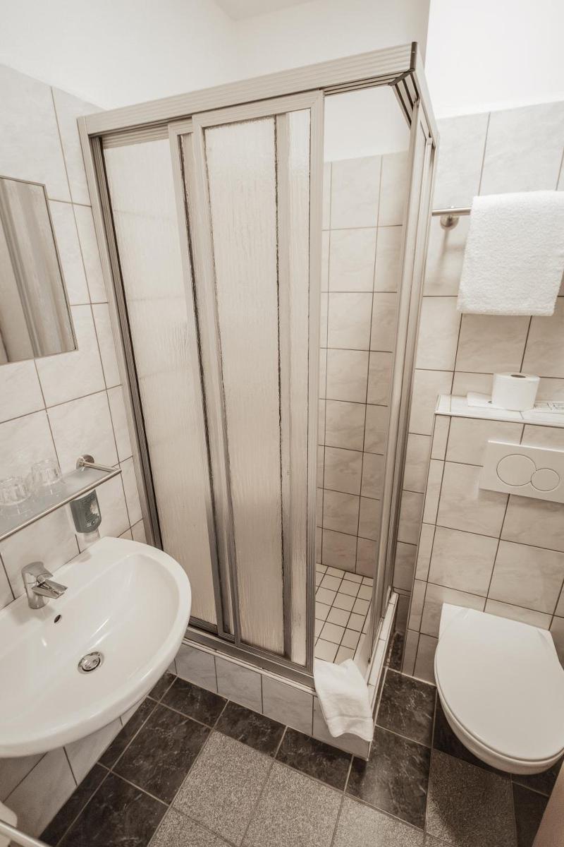 Hotel-restaurant Zum Schwalbennest image