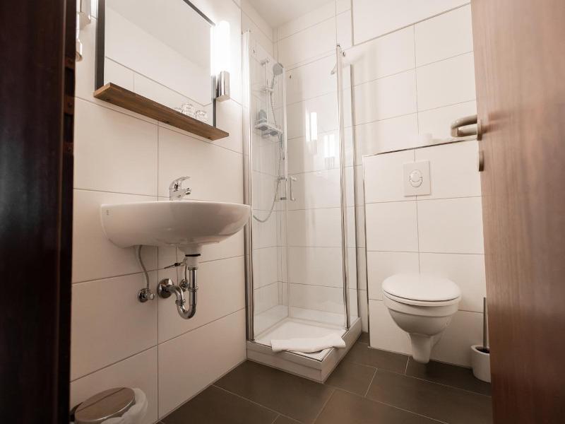 Hotel-restaurant Zum Schwalbennest image
