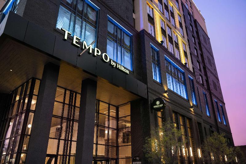 Tempo By Hilton Raleigh Downtown image