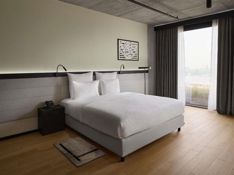 Pullman Zagreb image