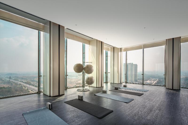 Crowne Plaza Ezhou image 4