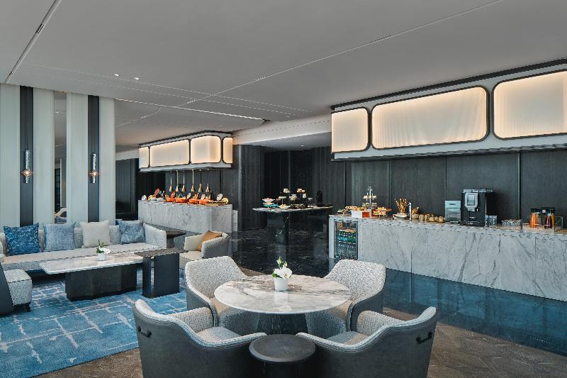 Crowne Plaza Ezhou image