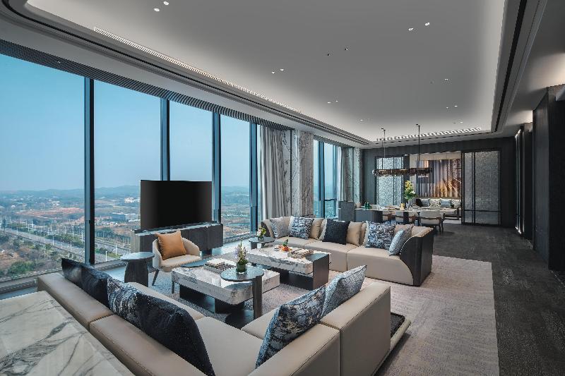 Crowne Plaza Ezhou image