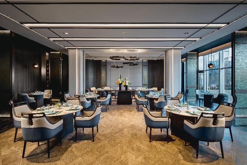 Crowne Plaza Ezhou image