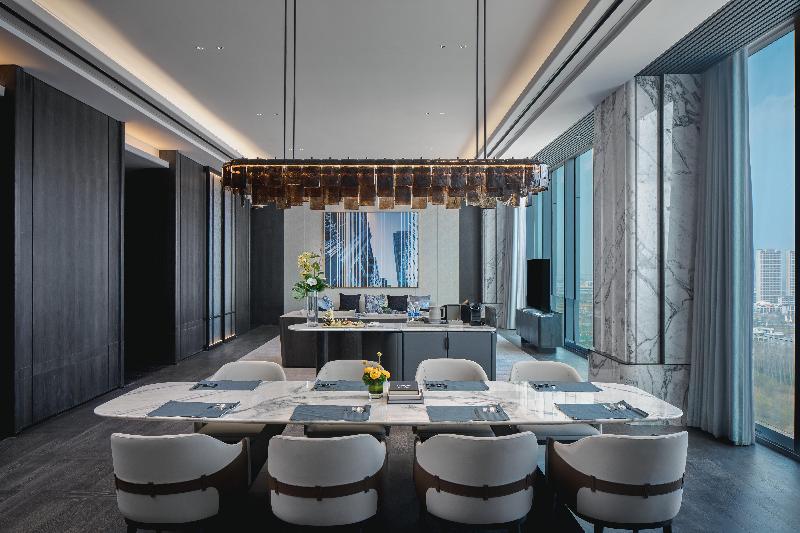 Crowne Plaza Ezhou image