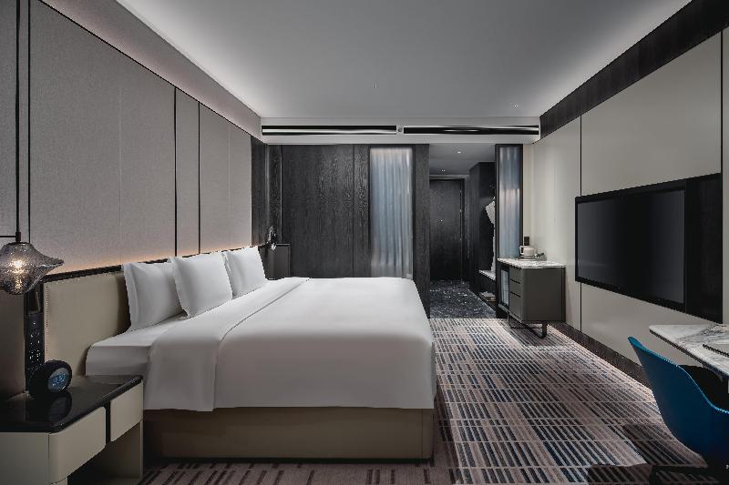 Crowne Plaza Ezhou image
