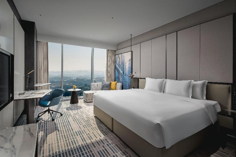 Crowne Plaza Ezhou image