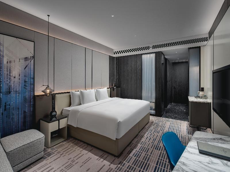 Crowne Plaza Ezhou image