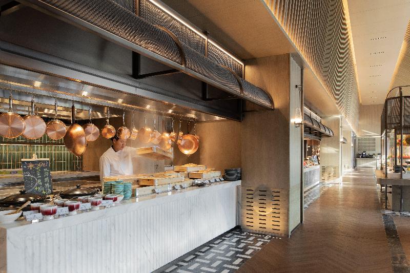 Intercontinental Hotels Xiangyang image