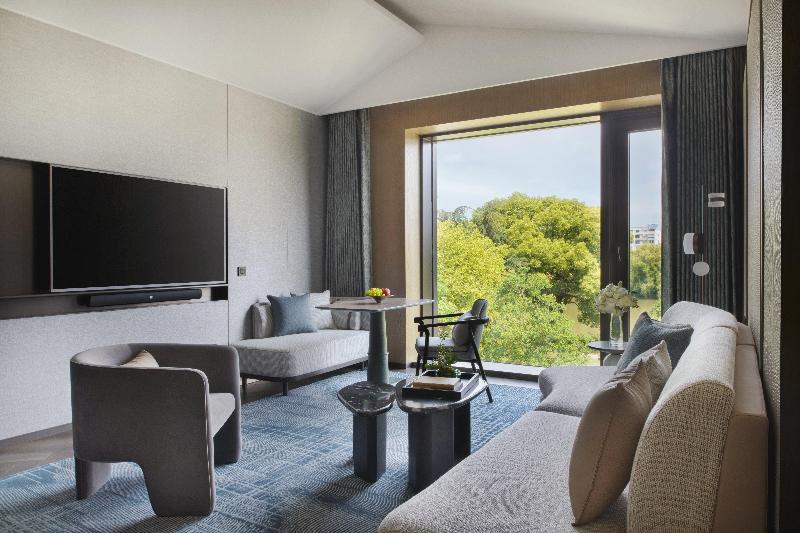 Intercontinental Hotels Xiangyang image
