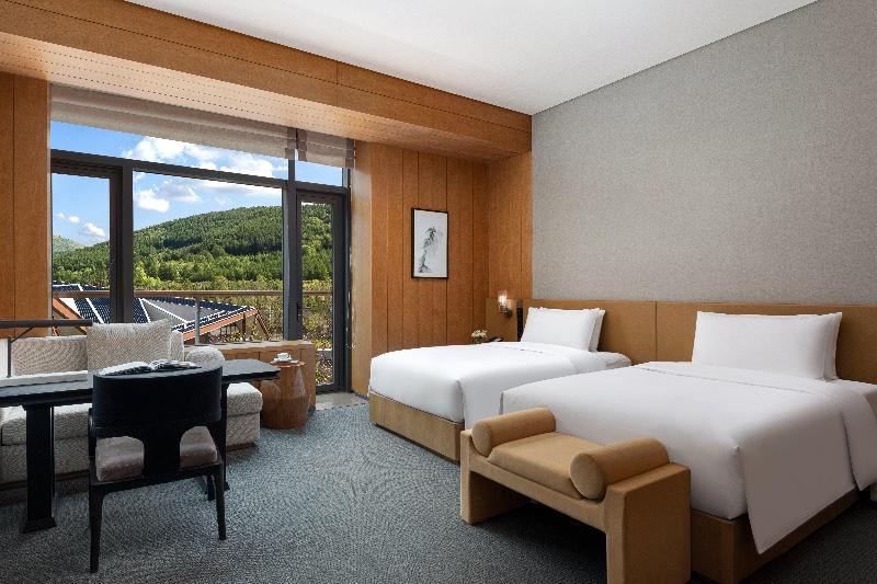 Intercontinental Chongli image