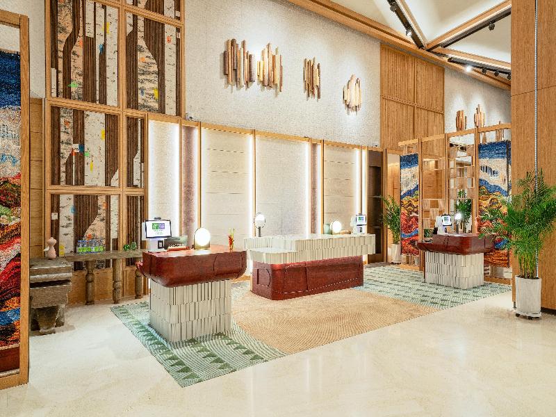 Holiday Inn Resort Kanas Hemu image