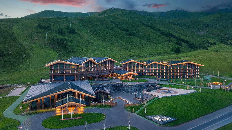 Holiday Inn Resort Kanas Hemu image