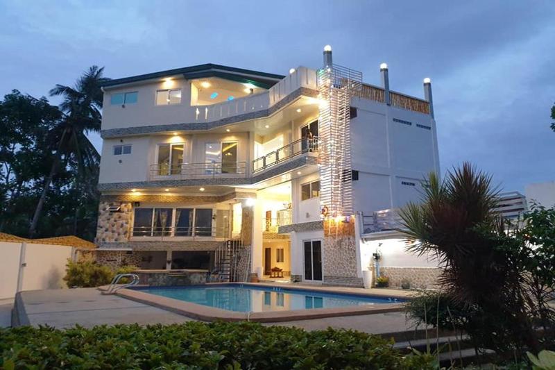 Elicon Suites Resort Bohol near City Center