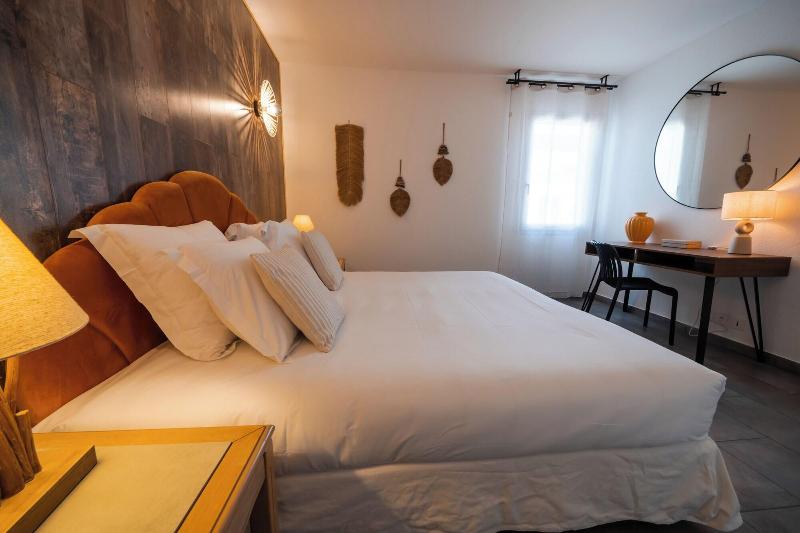 Hotel De La Briere image