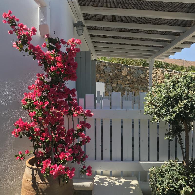 Yakinthos Residence image