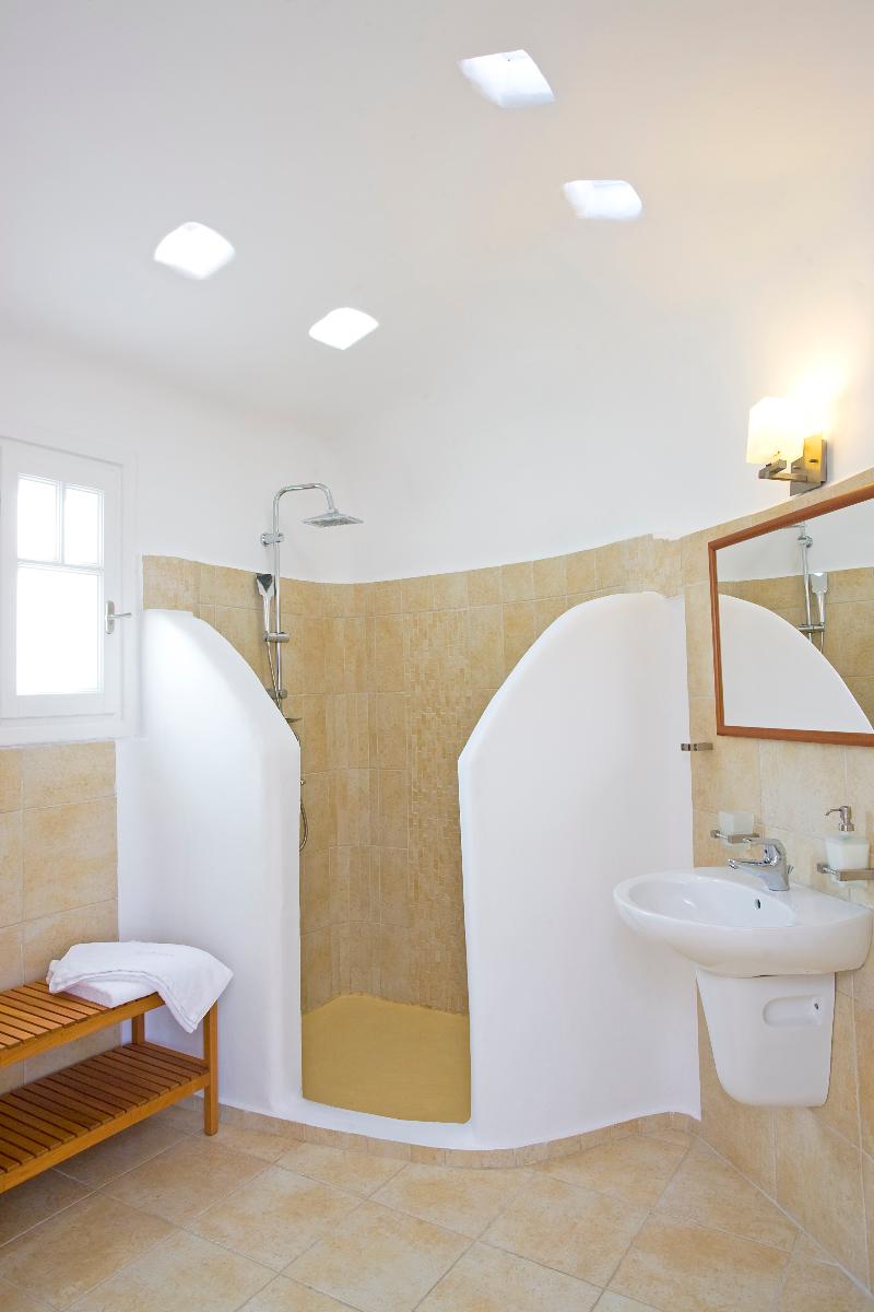 Yakinthos Residence image