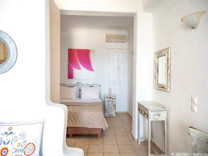 Yakinthos Residence image