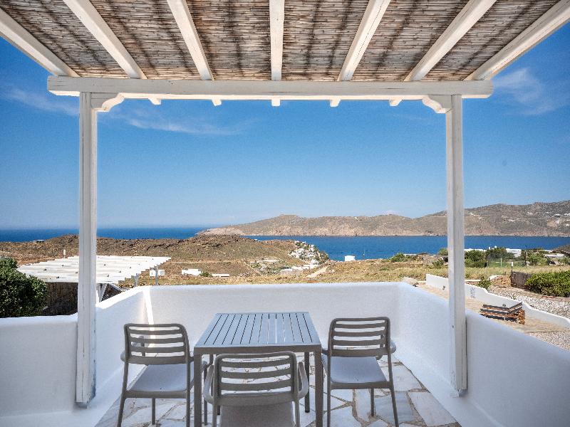 Yakinthos Residence image