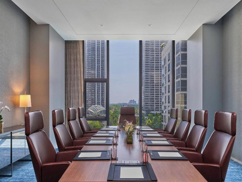 The St. Regis Chicago image