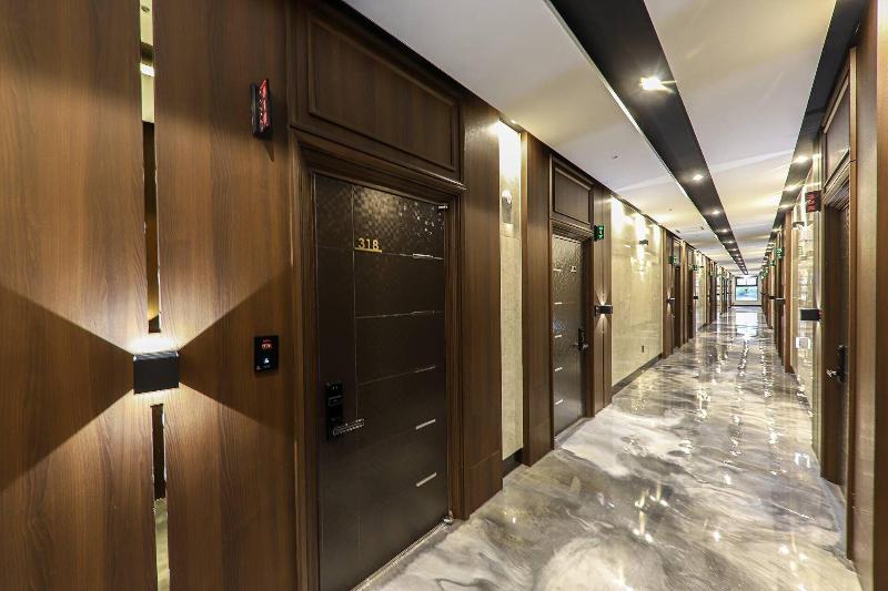 Hotel Demer image