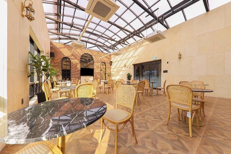 Hotel Demer image