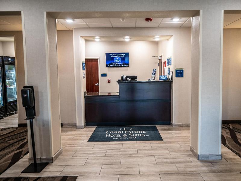 Cobblestone Hotel & Suites - Lamar