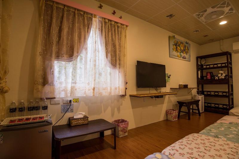 Qu Hi Home Stay image