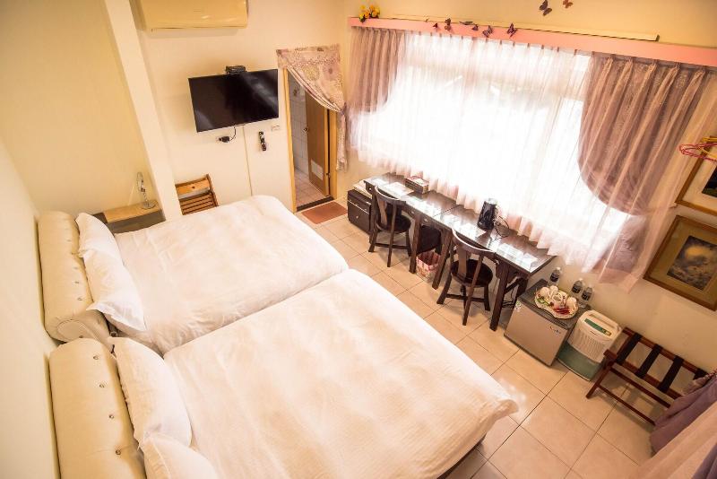 Qu Hi Home Stay image