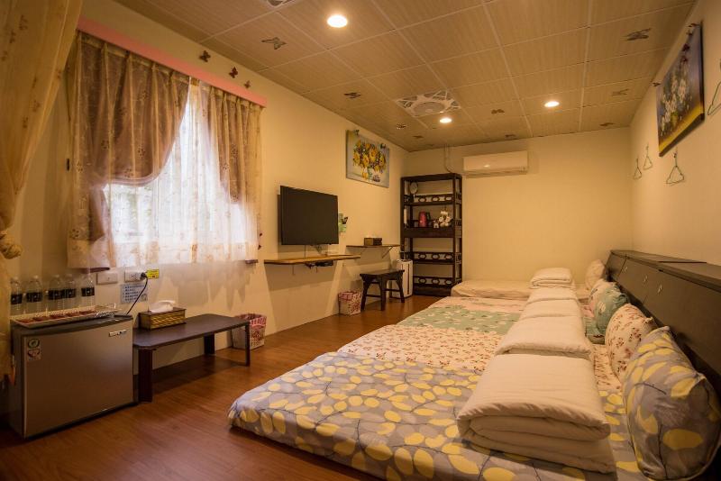 Qu Hi Home Stay image