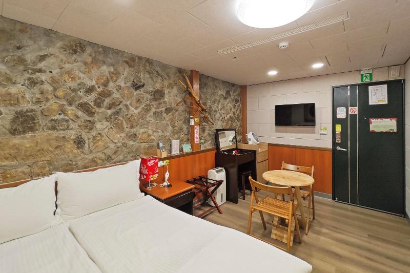 Qu Hi Home Stay image