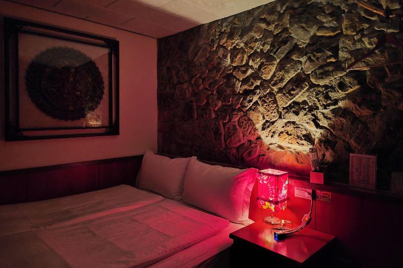 Qu Hi Home Stay image
