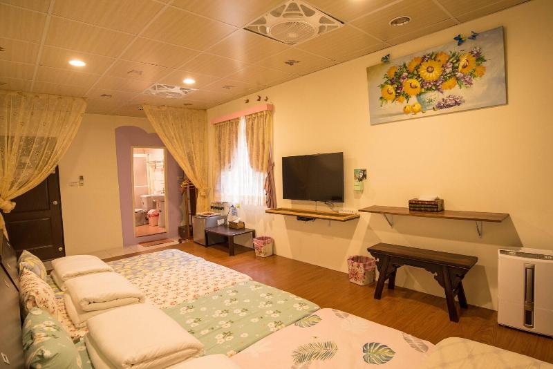 Qu Hi Home Stay image