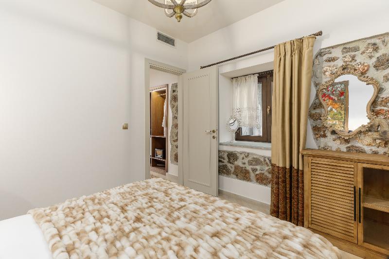 Meydani Suites image