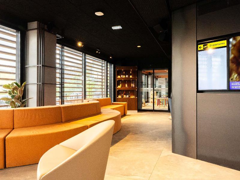 Ibis Styles Lisboa Aeroporto image