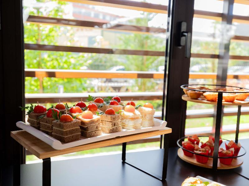 Ibis Styles Lisboa Aeroporto image