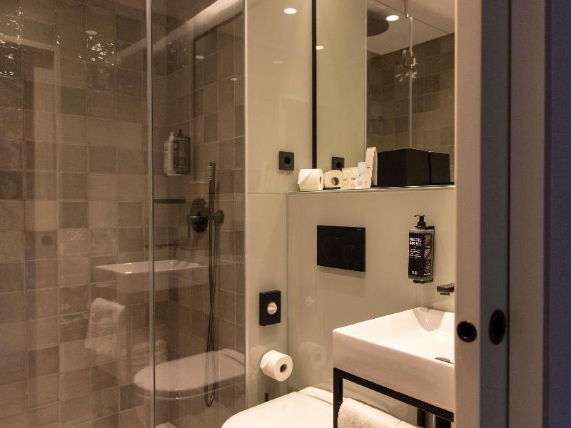 Ibis Styles Lisboa Aeroporto image