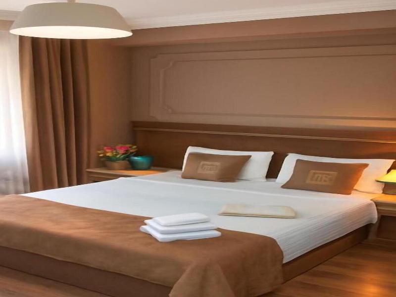 Parliament Hotel & Restaurant image