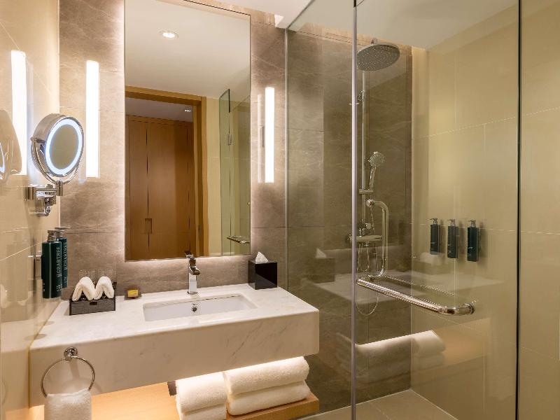 Doubletree By Hilton Vientiane image