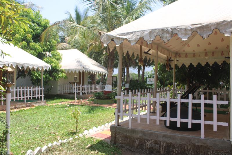 Sandy's Kinjal Farm & Tents image