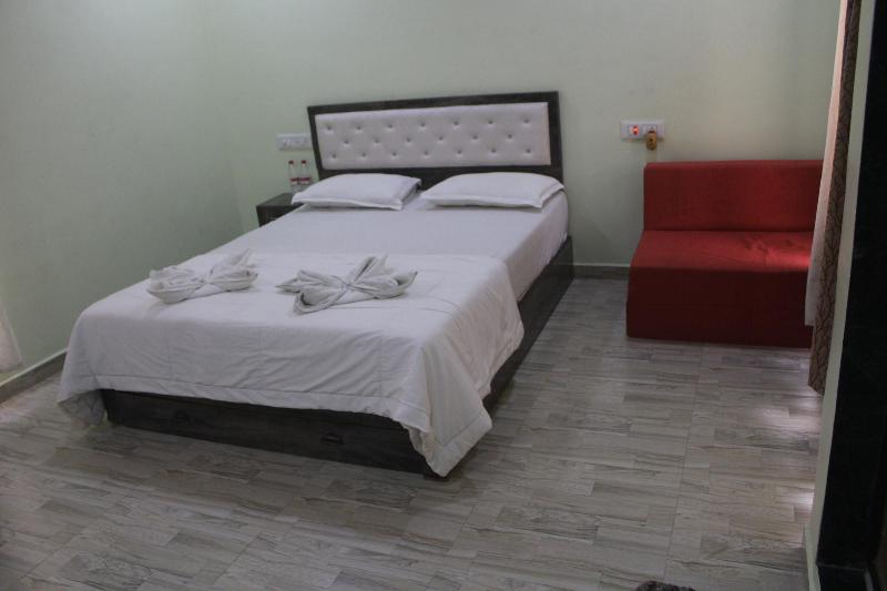 Sandy's Kinjal Farm & Tents image