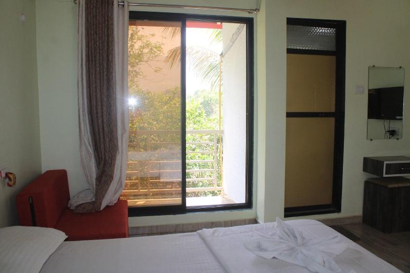 Sandy's Kinjal Farm & Tents image