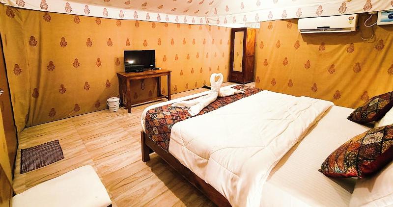 Sandy's Kinjal Farm & Tents image