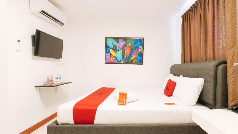 Hotel Reddoorz @ Guest Hotel Passi City Iloilo