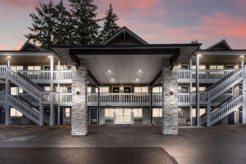 Basecamp Puyallup A Travelodge By Wyndham image
