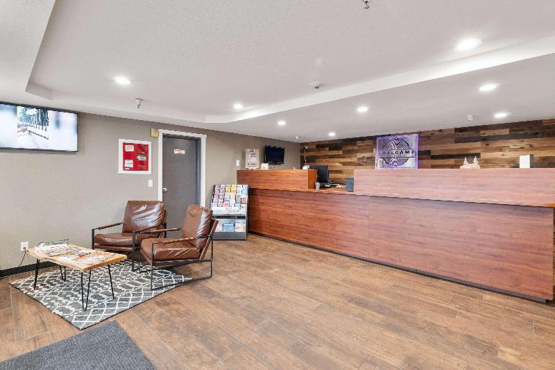 Basecamp Puyallup A Travelodge By Wyndham image