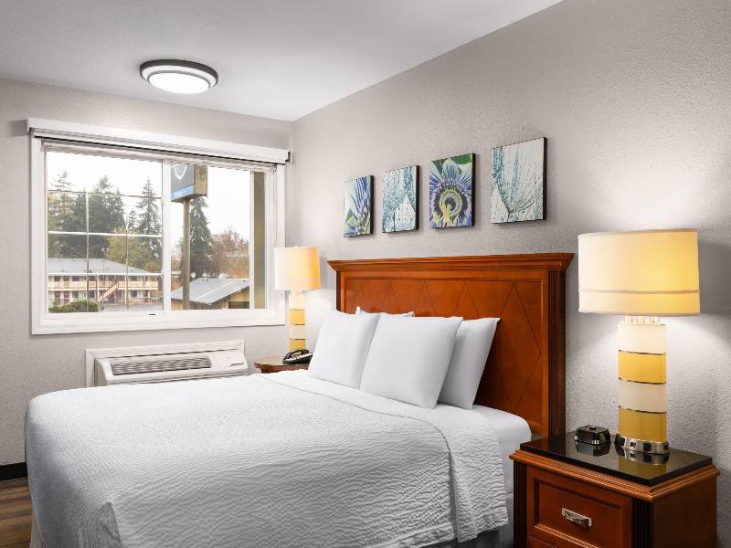 Basecamp Puyallup A Travelodge By Wyndham image