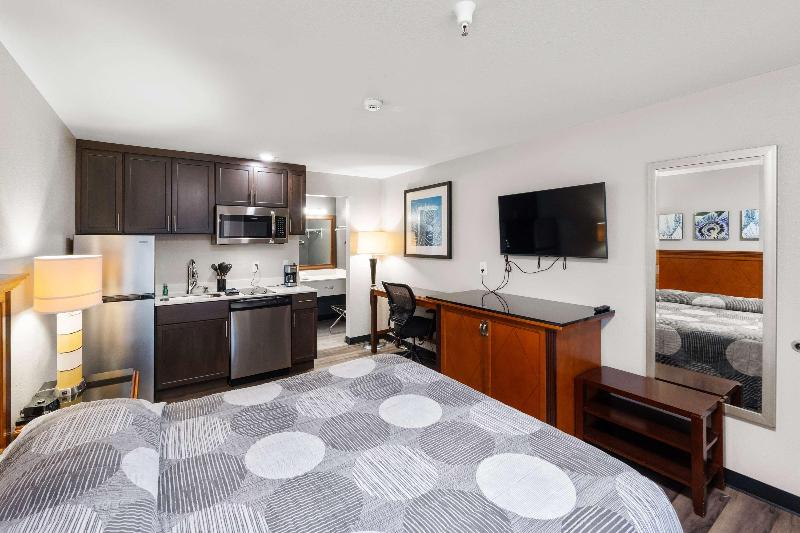 Basecamp Puyallup A Travelodge By Wyndham image