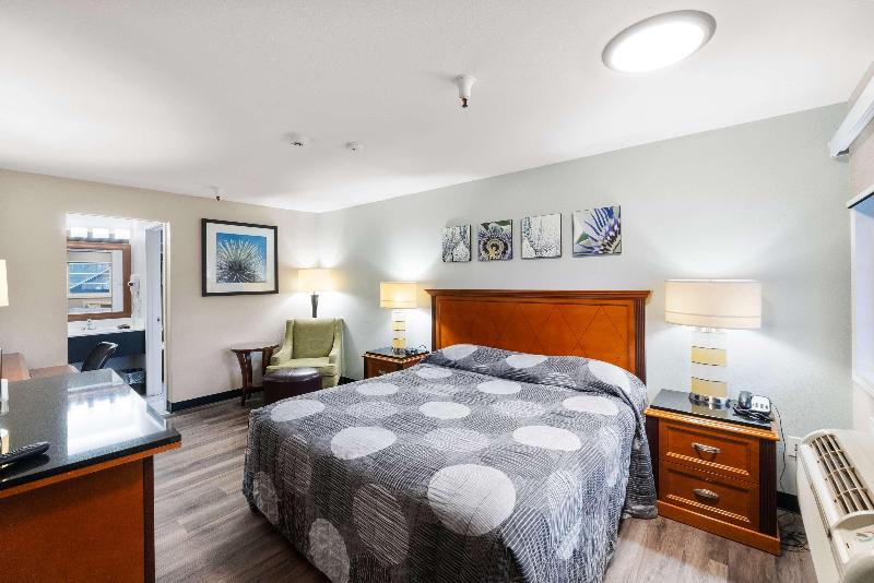 Basecamp Puyallup A Travelodge By Wyndham image