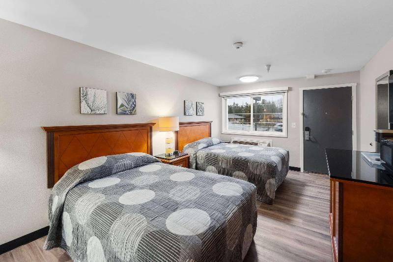 Basecamp Puyallup A Travelodge By Wyndham image